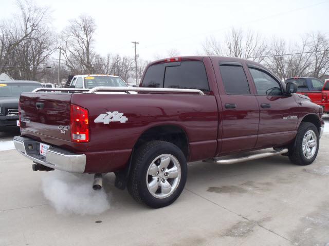 2003 Dodge Ram Pickup 2dr Reg Cab 120.5 WB ST