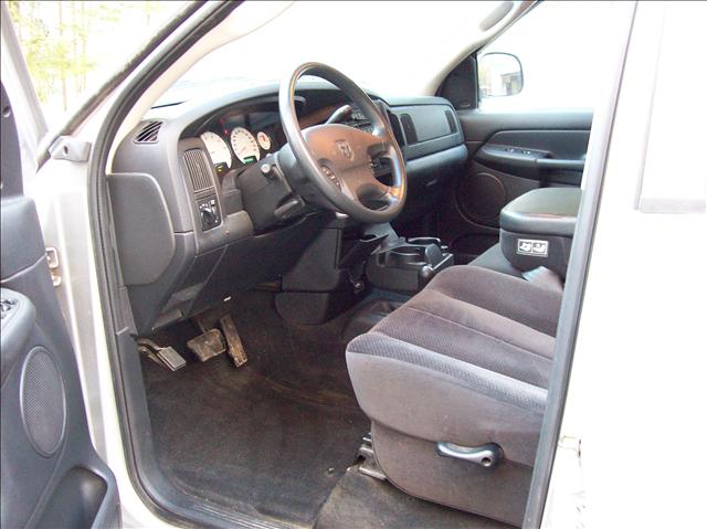 2003 Dodge Ram Pickup SLT