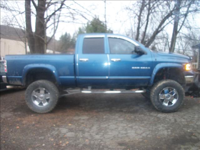 2003 Dodge Ram Pickup Extended Cab 4-wheel Drive LTZ