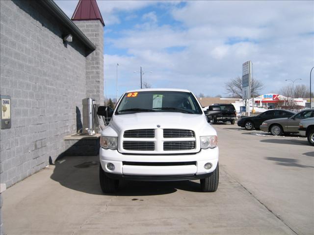 2003 Dodge Ram Pickup 2WD Crew Cab 143.5