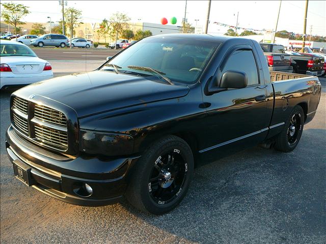 2003 Dodge Ram Pickup SL2