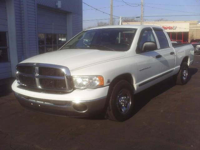 2003 Dodge Ram Pickup LS 4DR Sedan