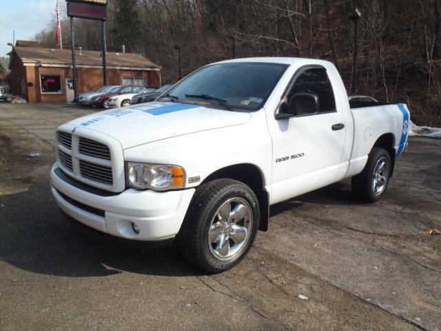 2003 Dodge Ram Pickup DRW Work Truck