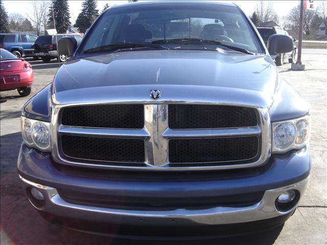 2004 Dodge Ram Pickup SLT