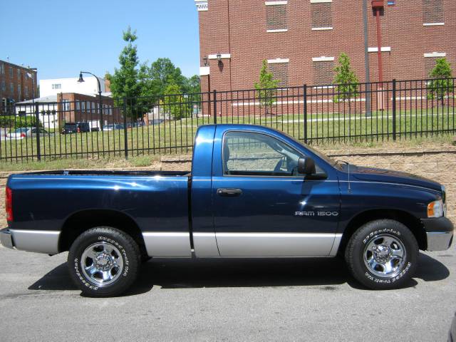 2004 Dodge Ram Pickup Sport