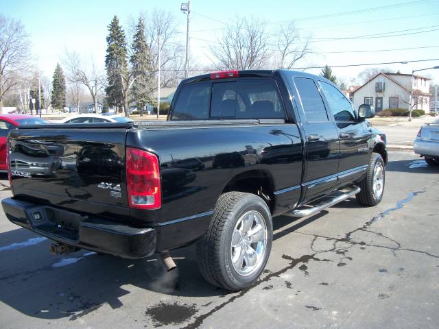 2004 Dodge Ram Pickup SL2