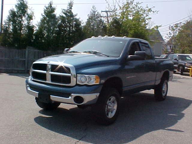 2004 Dodge Ram Pickup SLT