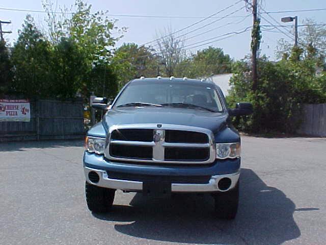 2004 Dodge Ram Pickup SLT