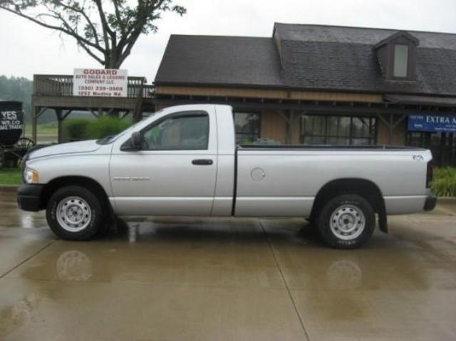 2004 Dodge Ram Pickup 2.4T A SR 5dr Wgn W/sunroof