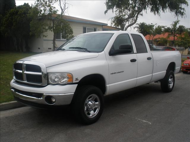 2004 Dodge Ram Pickup LS 4X4