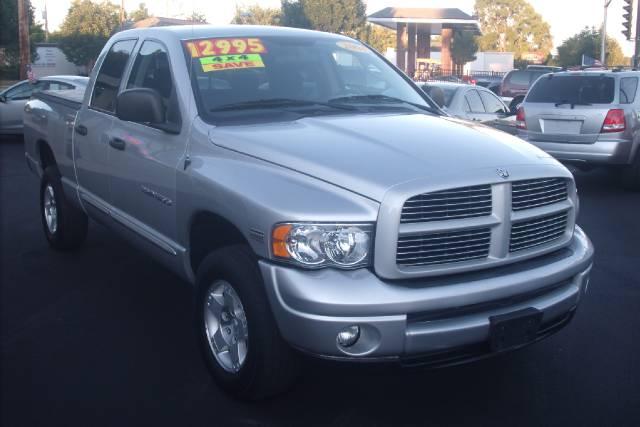 2004 Dodge Ram Pickup SLT