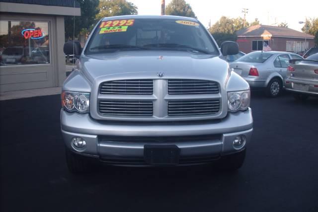 2004 Dodge Ram Pickup SLT