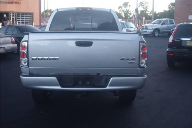 2004 Dodge Ram Pickup SLT