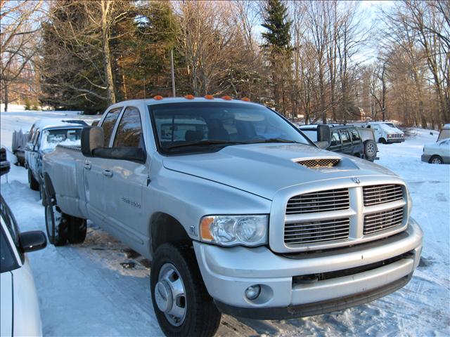 2004 Dodge Ram Pickup Modified