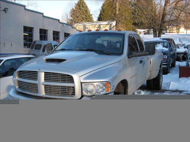 2004 Dodge Ram Pickup Modified