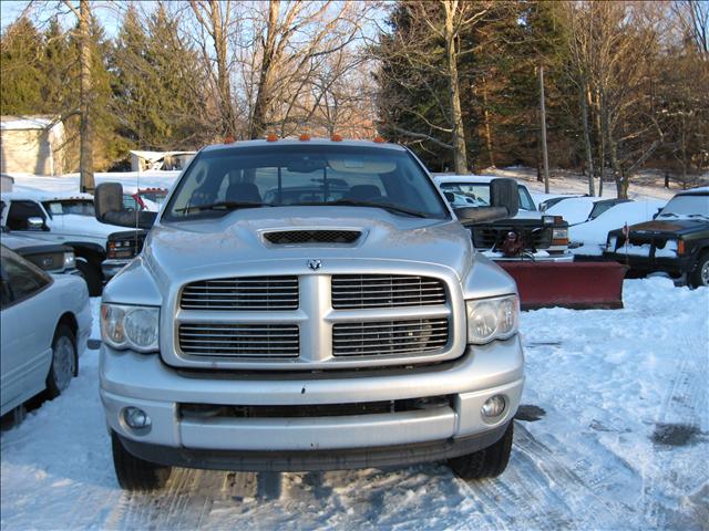 2004 Dodge Ram Pickup Modified