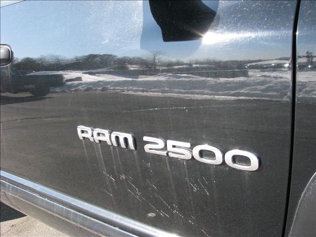 2004 Dodge Ram Pickup Modified