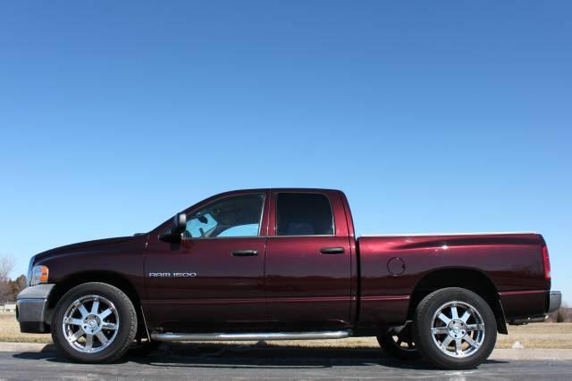 2004 Dodge Ram Pickup SLT