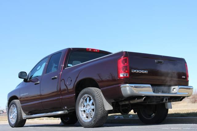 2004 Dodge Ram Pickup SLT