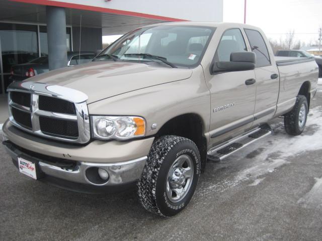 2004 Dodge Ram Pickup SLT