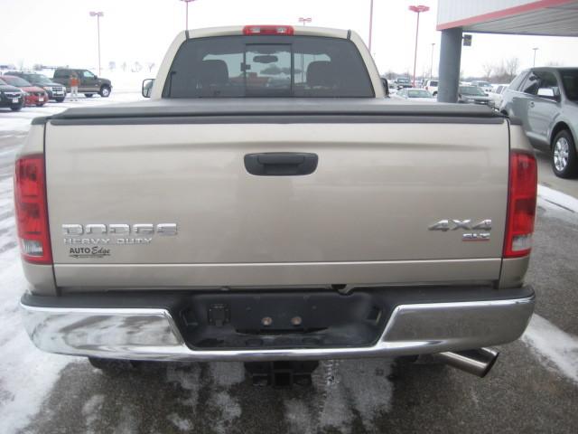 2004 Dodge Ram Pickup SLT