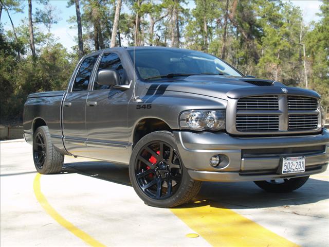 2005 Dodge Ram Pickup EX W/ Leather And DVD