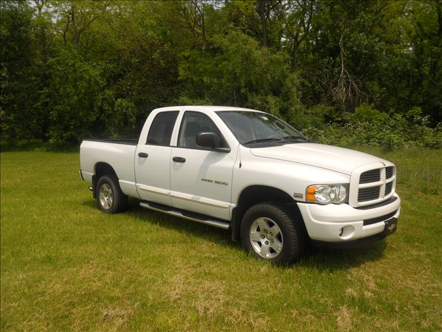 2005 Dodge Ram Pickup 1500 Crew Cab