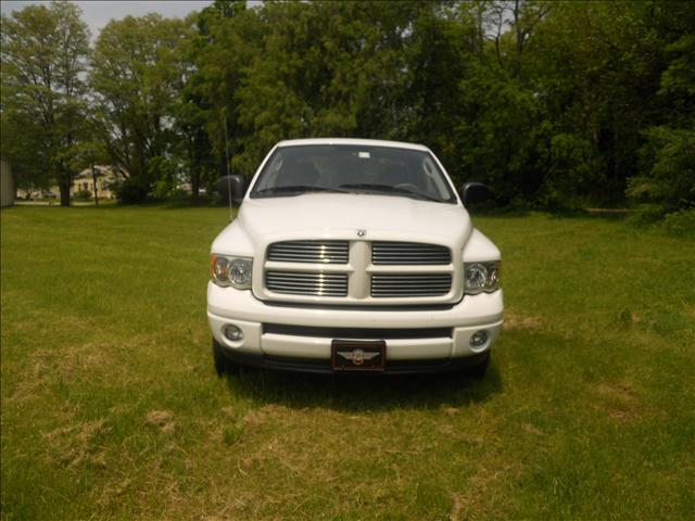 2005 Dodge Ram Pickup 1500 Crew Cab