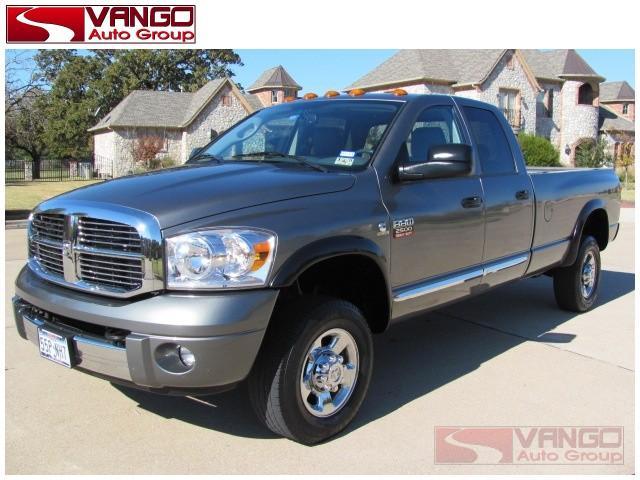 2008 Dodge Ram Pickup 2WD Crew Cab 143.5