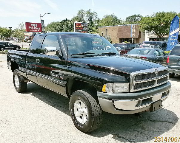 1997 Dodge Ram Pickup 1500 Lariat XL