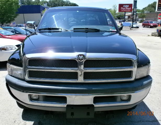 1997 Dodge Ram Pickup 1500 Lariat XL