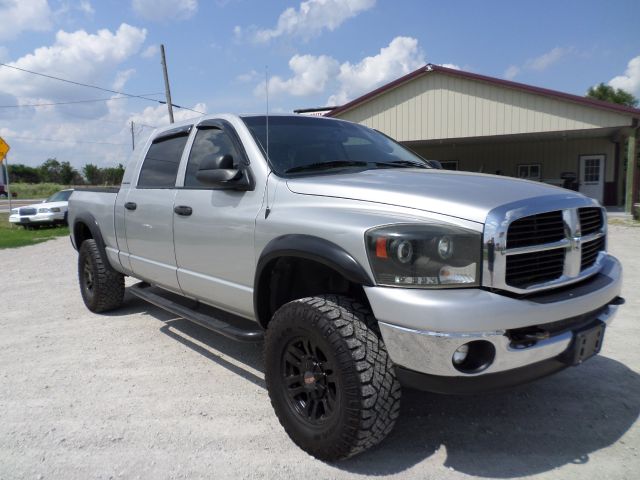 2006 Dodge Ram Pickup 1500 CREW DSL Lariat4wd