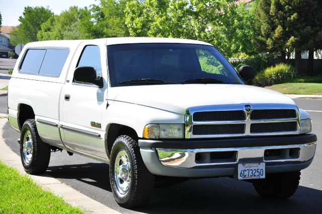 1999 Dodge Ram Pickup 2500 MGGT Coupe