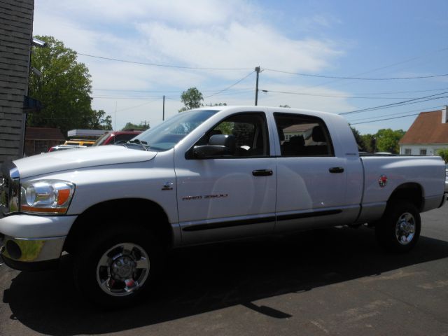 2006 Dodge Ram Pickup 2500 Ram 3500 Diesel 2-WD