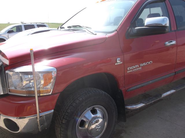 2006 Dodge Ram Pickup 3500 Lariat Crew Diesel 4x4