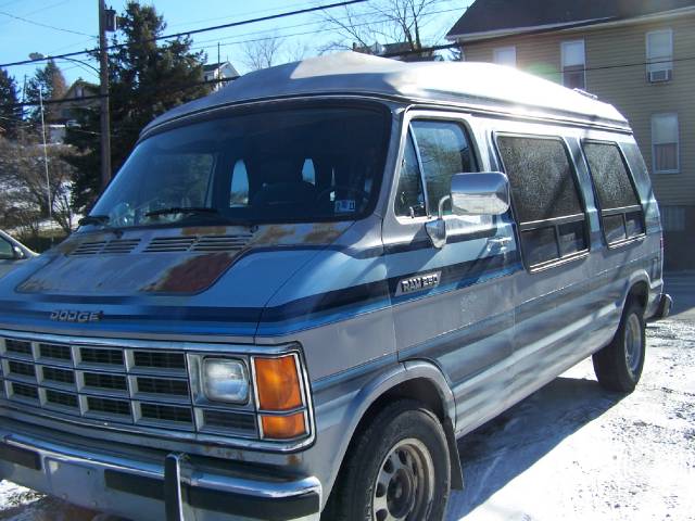 1991 Dodge Ram Van Base