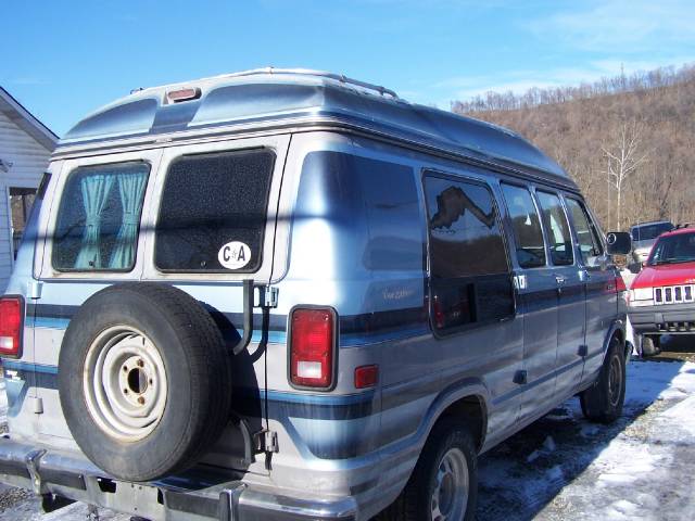 1991 Dodge Ram Van Base