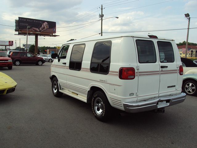 1996 Dodge Ram Van Limited Sport Utility 4D