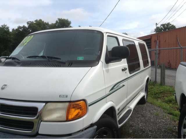 1998 Dodge Ram Van XE 3.5