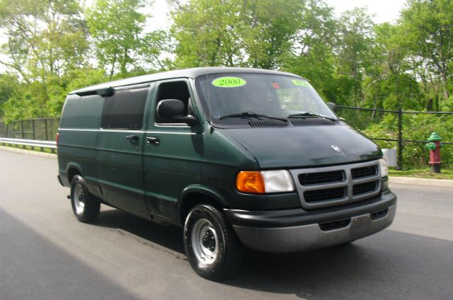 1999 Dodge Ram Van SLT / Big Horn