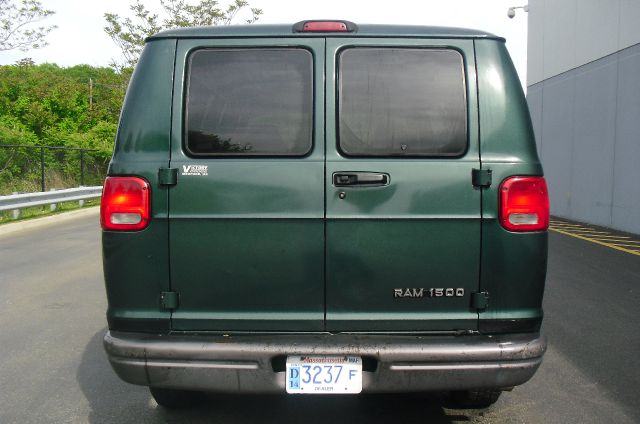 1999 Dodge Ram Van SLT / Big Horn