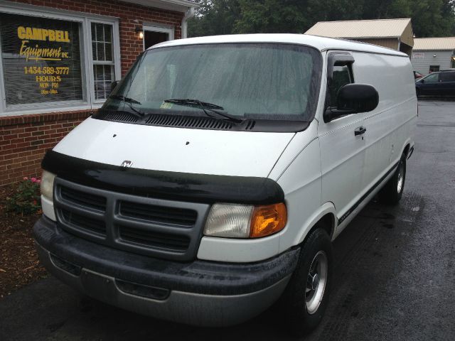 2000 Dodge Ram Van SLT / Big Horn