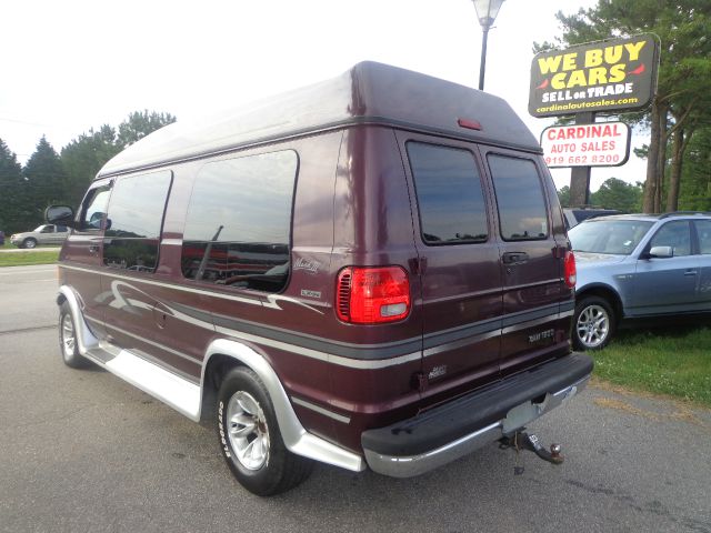 2000 Dodge Ram Van SLT / Big Horn