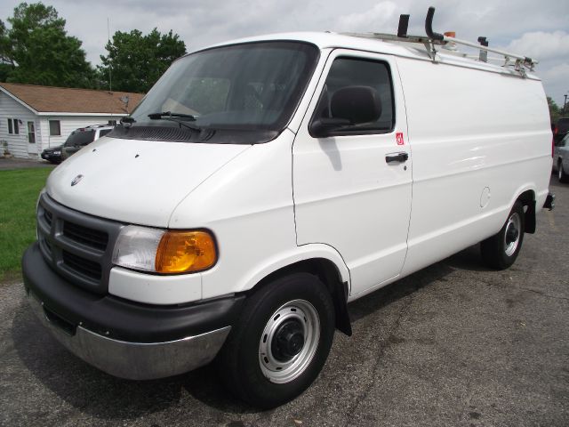 2001 Dodge Ram Van XE 3.5