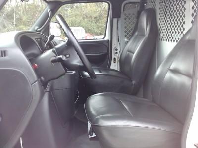 2001 Dodge Ram Van Base