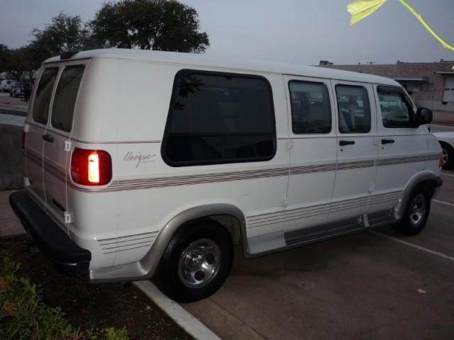 2001 Dodge Ram Van Unknown