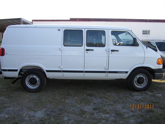 2001 Dodge Ram Van SPEC V