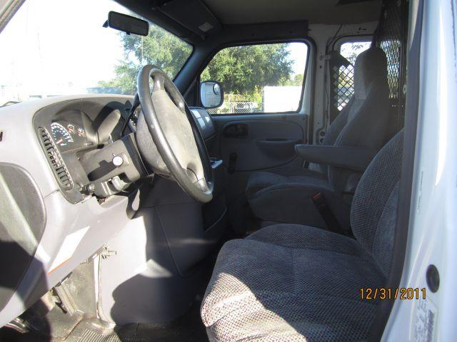 2001 Dodge Ram Van SPEC V