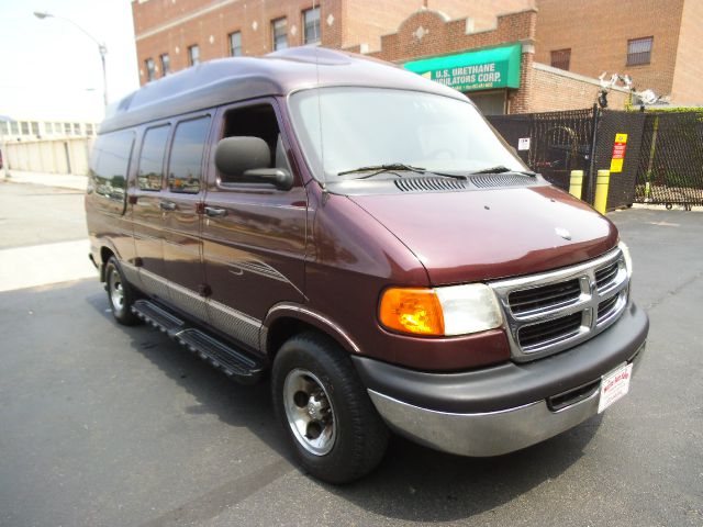 2002 Dodge Ram Van SPEC V