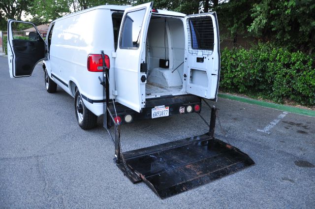 2002 Dodge Ram Van XE 3.5